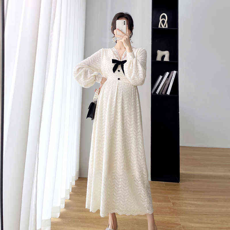 

Maternity dress women spring and autumn thin fashion outer wear v-neck lace skirt mid-length Maternity skirt G220418, As picture