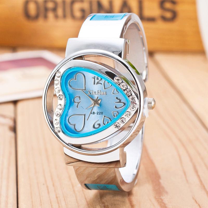 

Wristwatches UTHAI CE79 Peach Heart Love Lady Bracelet Watch Diamond Quartz, Red