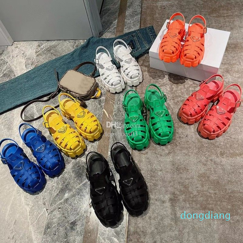 

Roman Women Sandals Rubber Thick Soled Designer Shoes Trangle Logo Platform Shoes Gear Hollow Baotou Lady Casual Heightening Buckle Tide Outdoor Beach Jelly Color