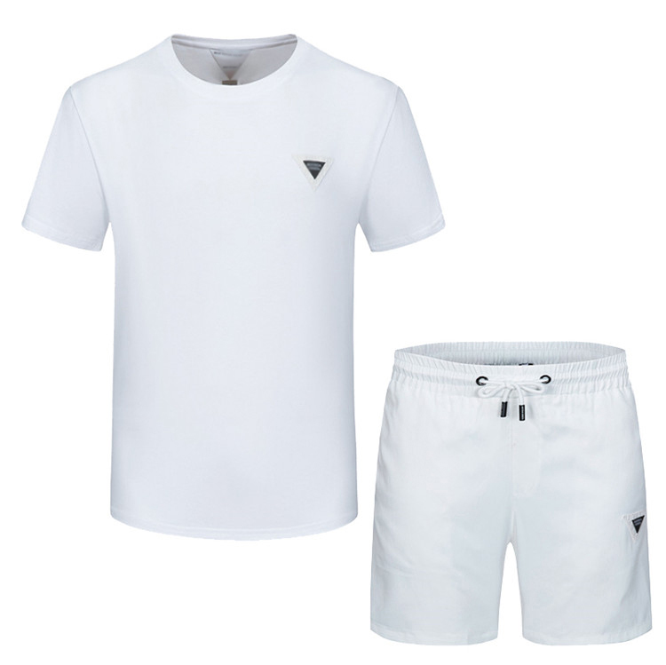 

2022 with short sleevess tracksuit designer Summer suit breathable comfortable movement outdoor Tracksuits Shorts modern classic letter