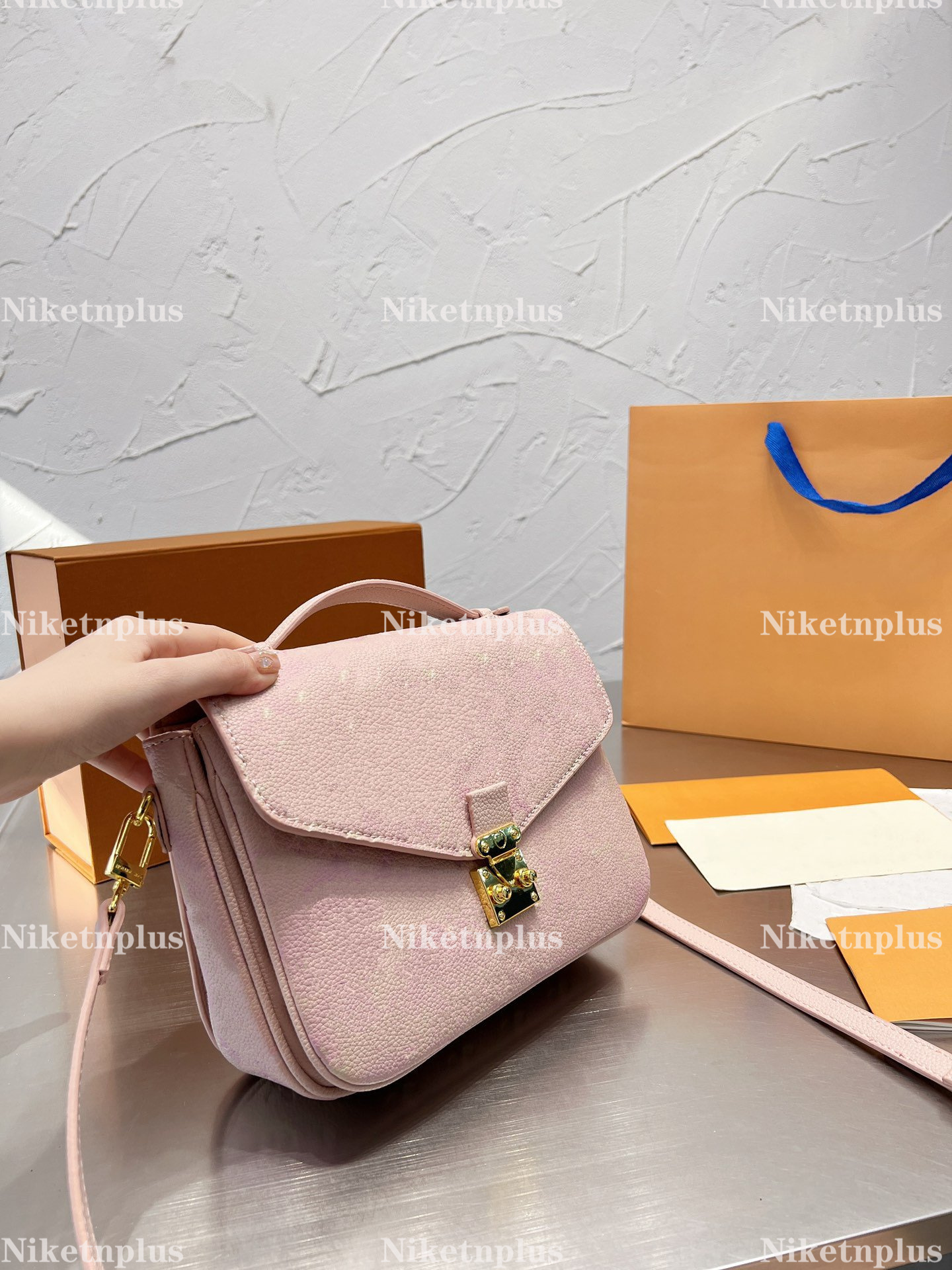 

2022ss Summer Stardust Designer Metis Message Bag Pochette Star Strewn Print Embossed Monograms Luxurys Designers Cross Body Tote, #1