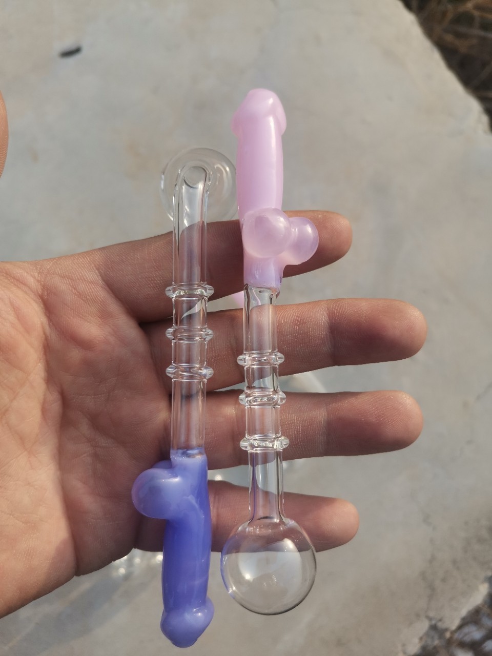 

Creative glass oil burner pipe portable colored pink purple pipes 2023 new smoking accessories