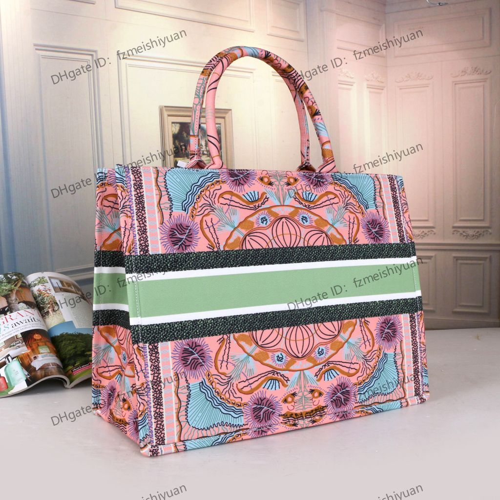 

Wholesale Brand Designer Book Bag Tote Large Capacity Pattern Handbag Ladies Luxury Print Shopping Shoulder Bag Women's Wallet, Customize