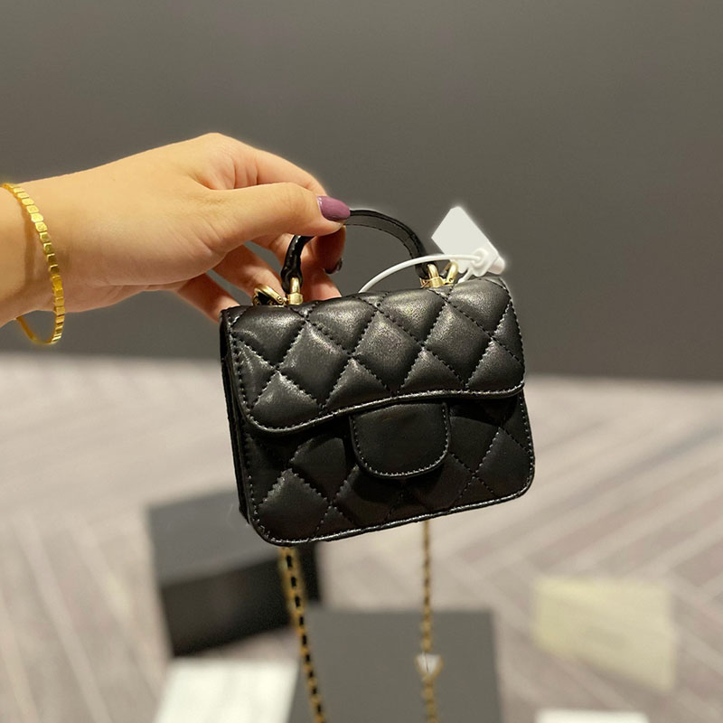 

22P France Womens Vanity Bags Classic Mini Flap Cosmetic Case Lambskin Top Handle Toites Gold Hardware Crossbody Shoulder Luxury Designer Sacoche Handbags 12X9.5CM, Box