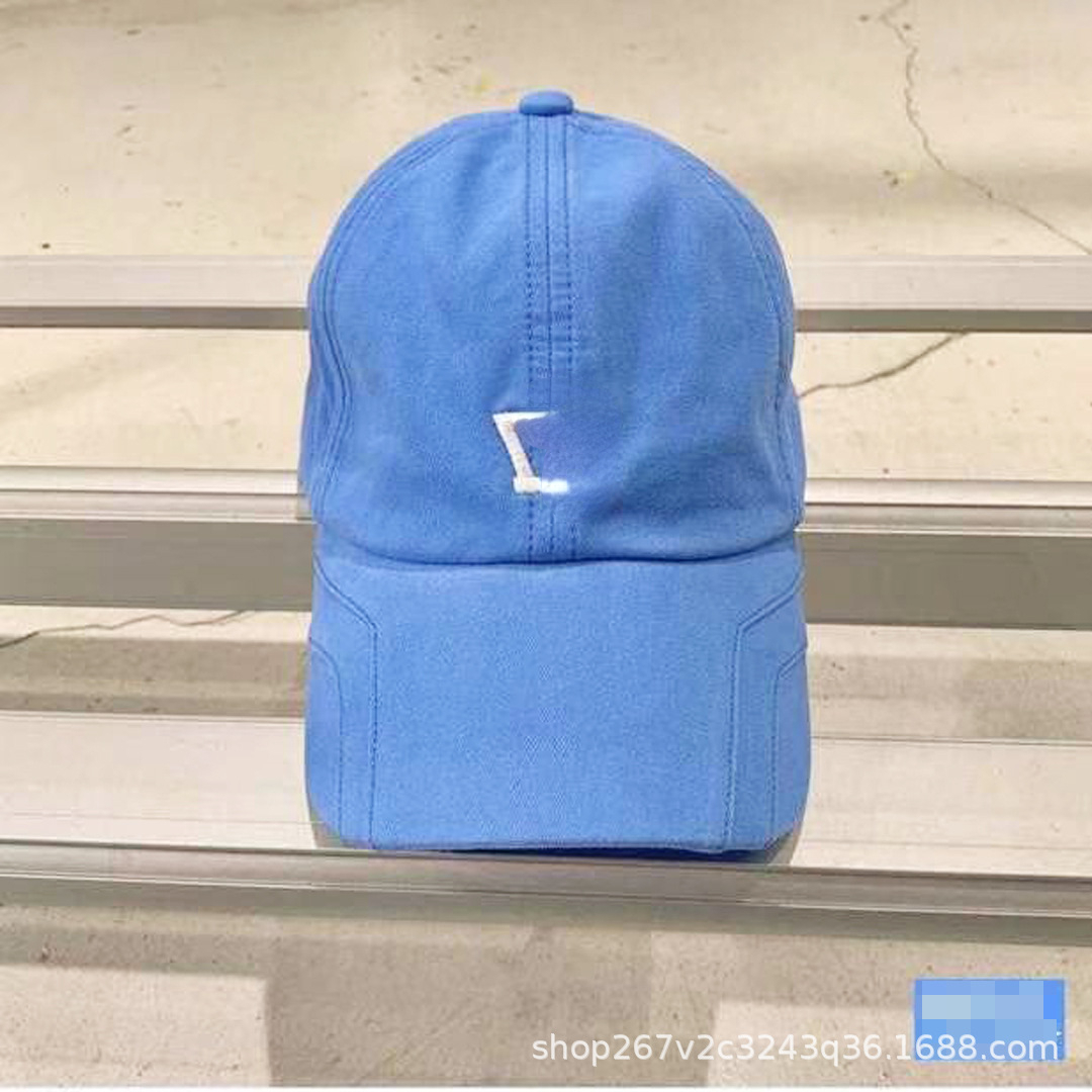 Les chapeaux de créateurs étoiles même capuchon de capuche de baseball fantôme Cap d'étudiant Blue Blue Cap.