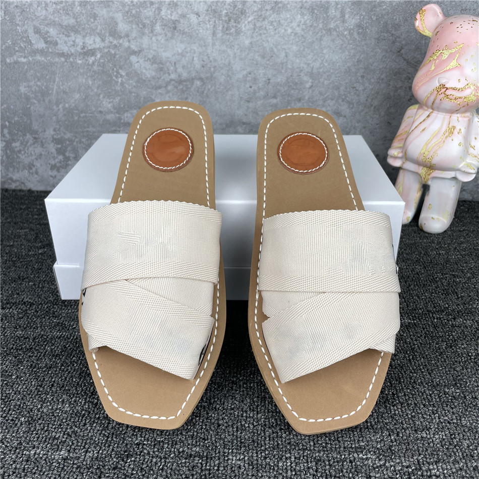 

2022 Slipper for Woman Fashion Flat Casual Women Slippers Top Quality Canvas Sandal Slides Summer Woman Sandals Flip Flop Sliper Luxury Sandles Woody Mules With Box