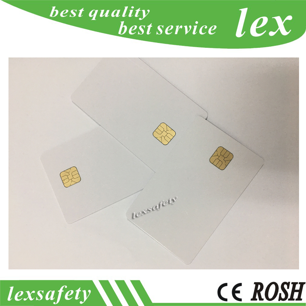 wholesale 100pcs / lot carte PVC blanche avec puce ISO7816 vierge fudan sle 4428 carte à puce pour le numéro d'impression