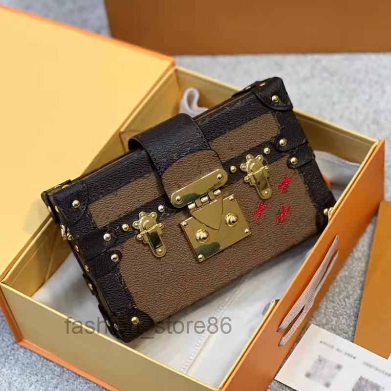 

Bags Designer Women Petite Malle Denim Bag Luxurys Paris Brand S-lock Printed Bucket bag Large Totes, Light brown