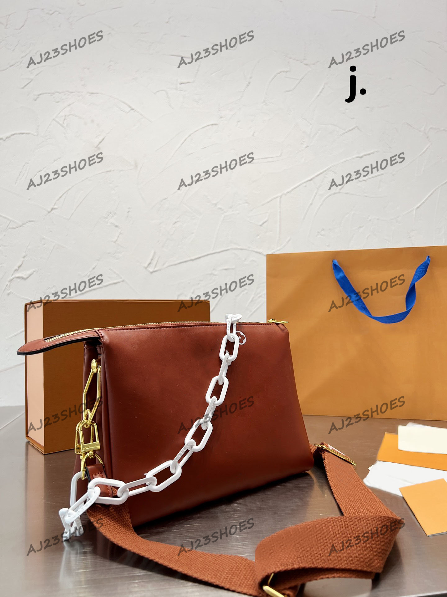 

Womens Designer COUSSIN PM bags CrossBody Puffy Monograms Clutch Bag Terracotta Brown Green Shoulder Bag Wallet Purse M20760 M20761, 02