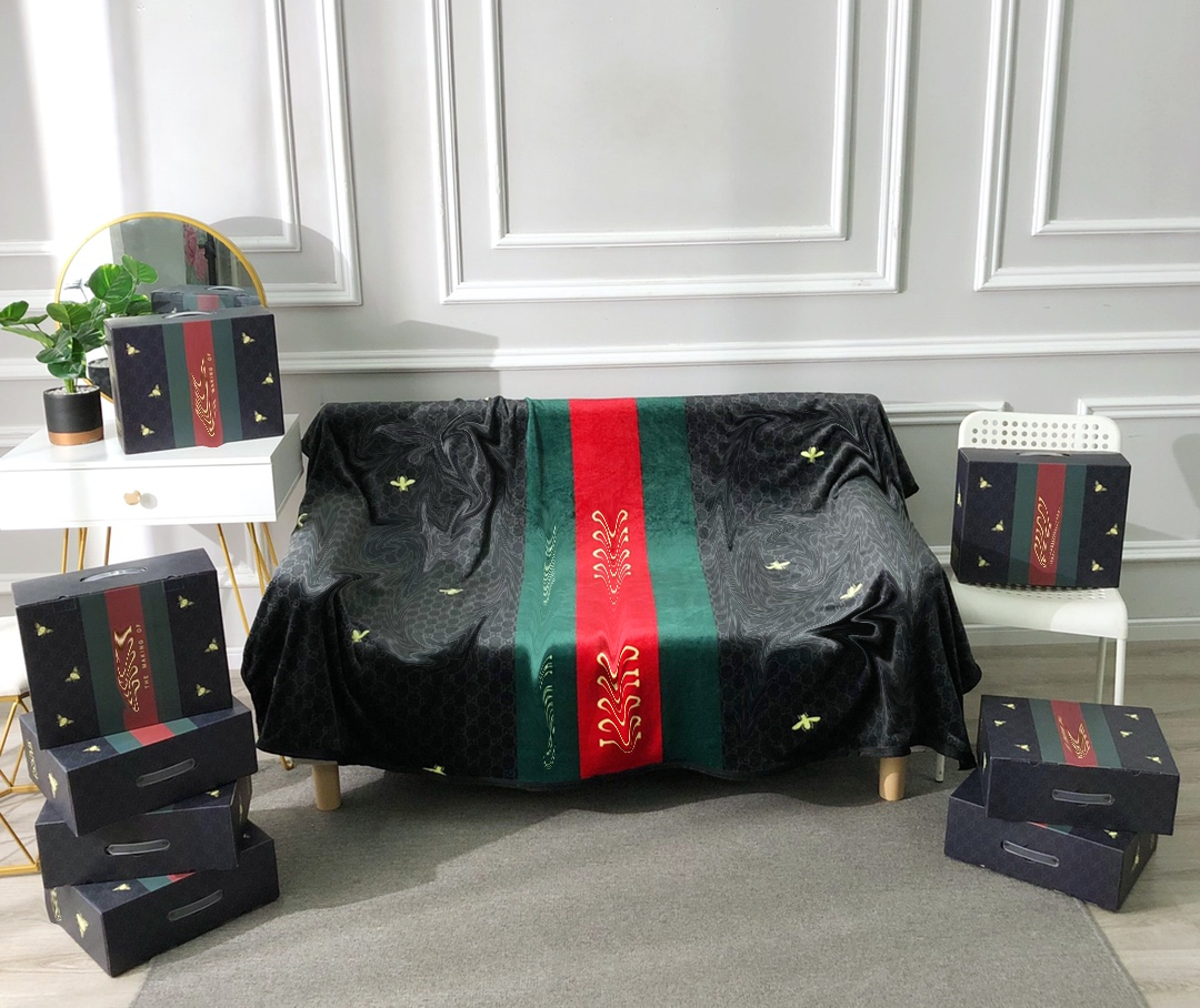 

Full Letter G Designer Blanket Classic Design Air Delicate Conditioning Car Travel Bath Towel Soft Winter Fleece Shawl Throw Blankets HT1637