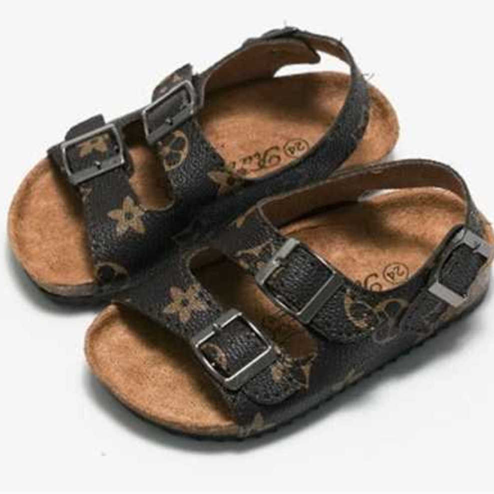 

Full Size TD Kids Boys Girls Summer Sandals Youth PU Leather Sandal Shoes Slipper Slides Flat Anti Skid Beach Bath Outdoor Running Shoes Beach Sand Slipper GW6QF9O, Brown