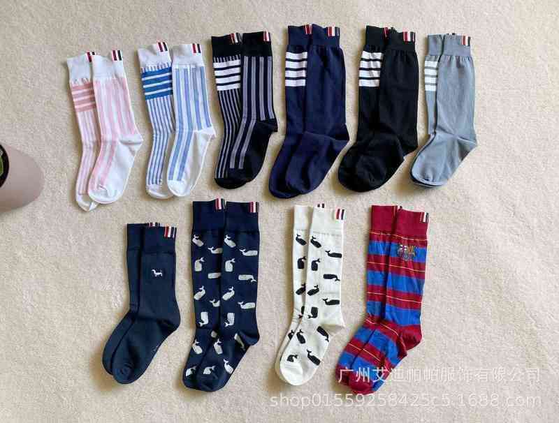 

2022 spring and summer season versatile men's and women's same TB webbing socks mercerized cotton pile tube socks calf socks, Stripe powder