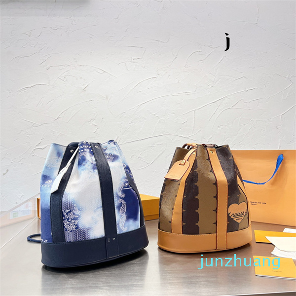 2022 Luxury Designer Shopping Bag Top qualité en cuir véritable Sac Femmes hommes fourre-tout crossbody fashion sac à provisions portefeuille car