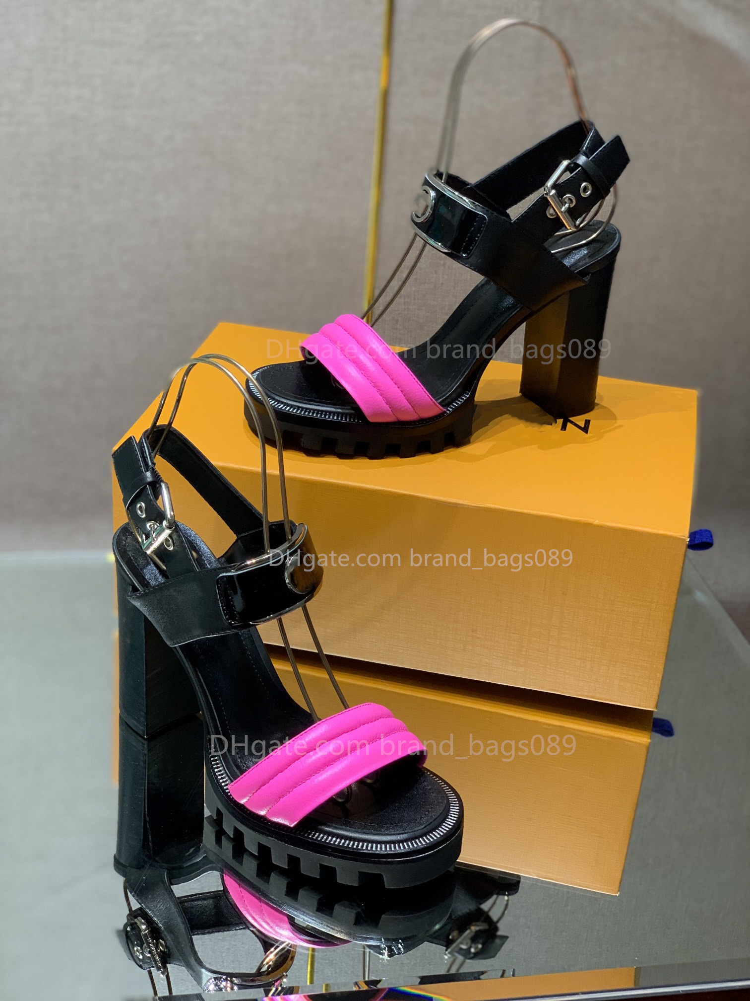 

2022 Designer women high heels sandals European and American style fashion platform shoes Double leather bottom leather welt Lady sandal