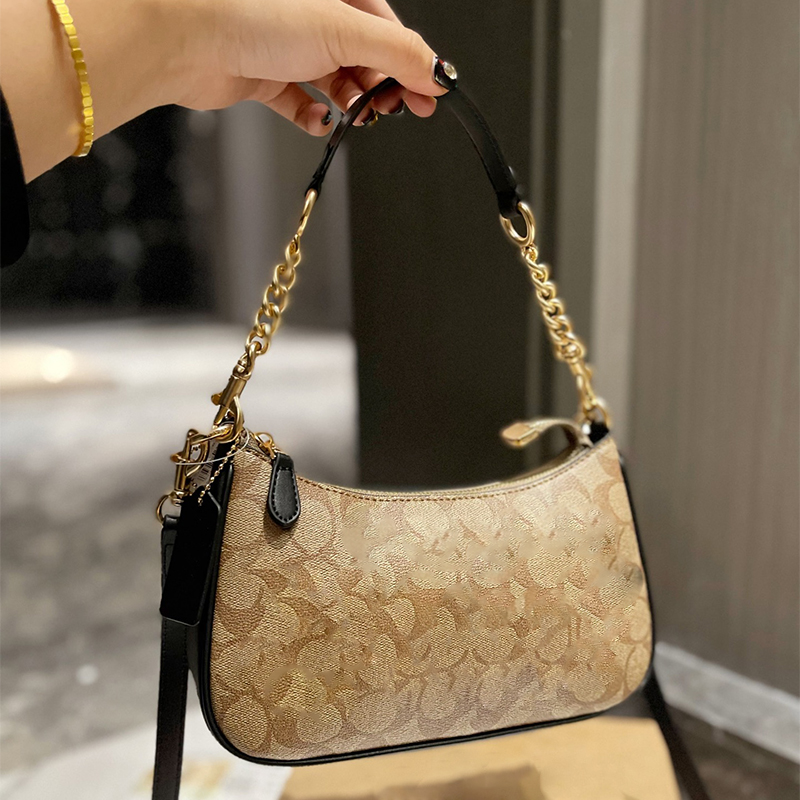 

2022 New underarm tote bag black wave pattern leather handbag women fashion, Beige