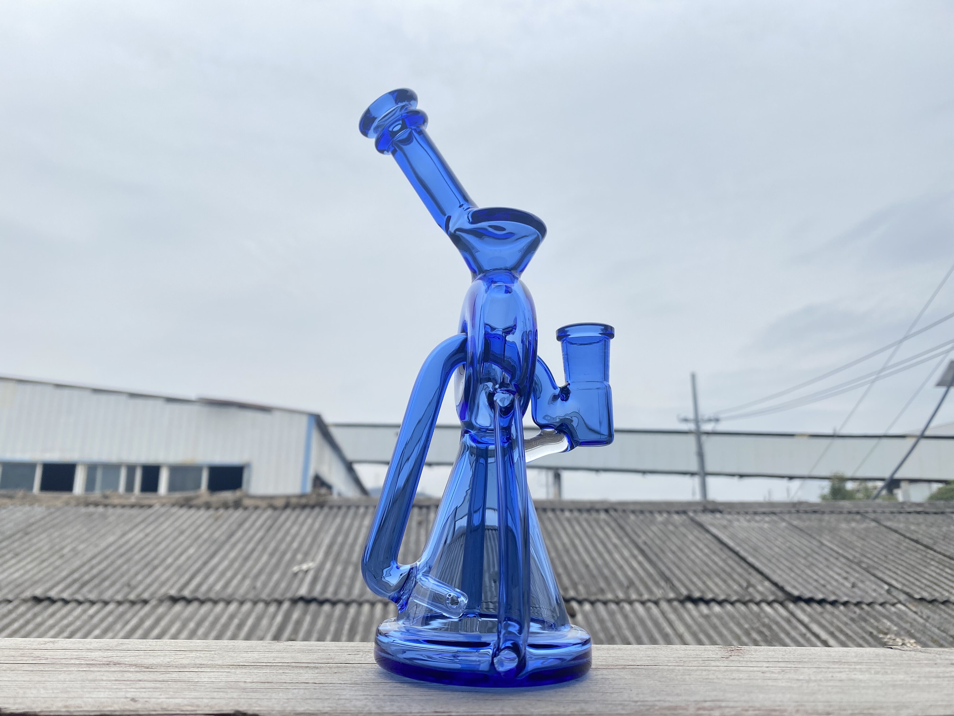 

blue smoking Pipe, oil rig hookah, beautifully designed 14mm joint welcome to order, price concessions