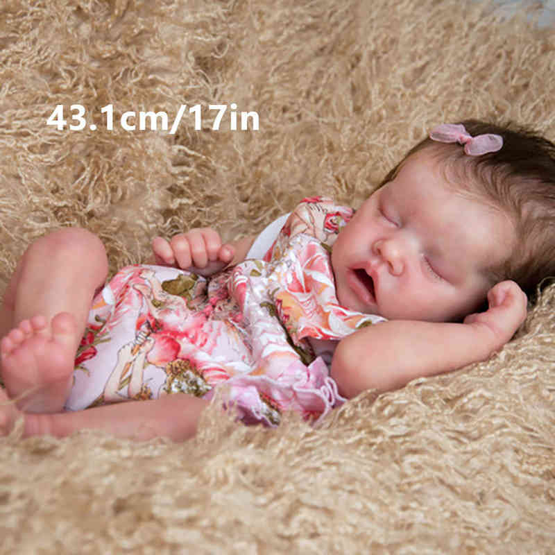 

Reborn Baby Doll 17 Inch Lifelike Newborn Girl Baby Lifelike Real Soft Touch Maddie with Hand-Rooted Hair High Quality Handmade AA220325