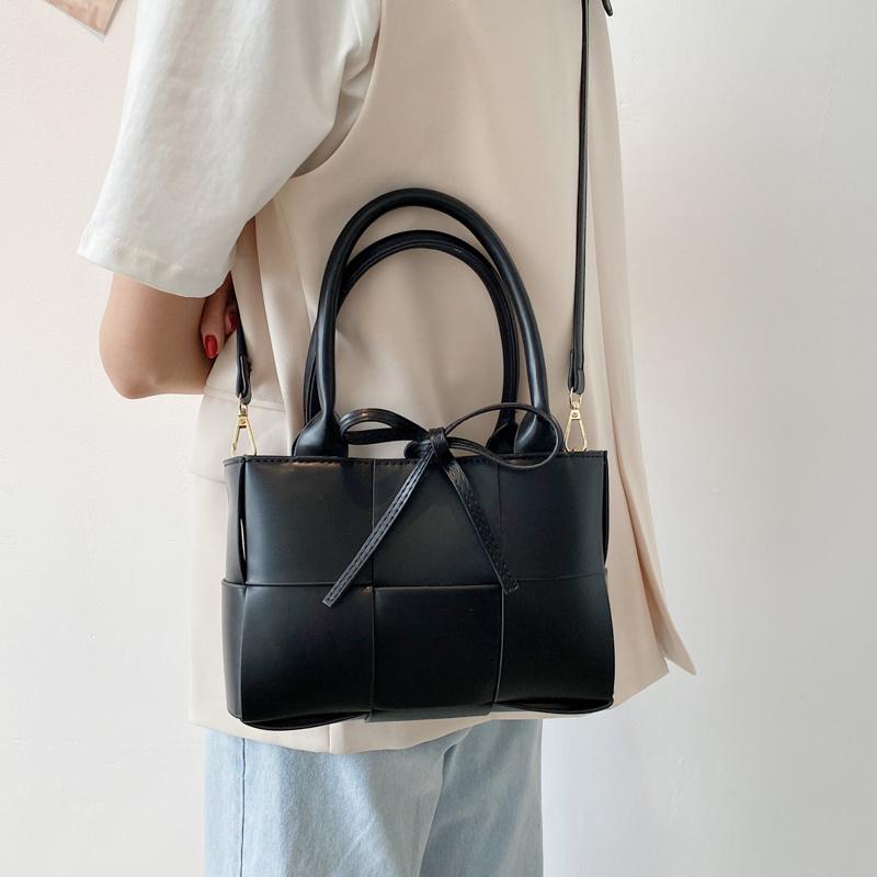 

Evening Bags Retro Handbag Female 2022 Fashion Wallet PU Leather Shoulder Bag Solid Elegant, Black