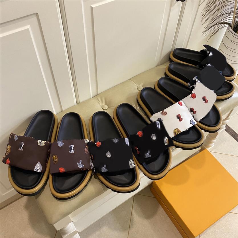 Designer Slippers Women Men Velcro Slipper POOL PILLOW COMFORT Sandals Letter Mules Rubber Bottom With Box Dust Bag298G