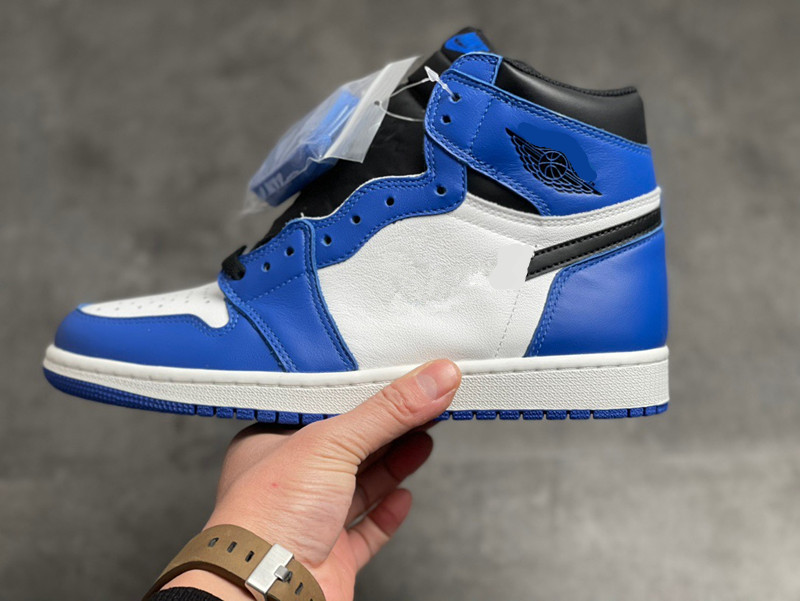 

Shoes Designer Top Quality Jumpman 1 Retros High OG Basketball Game Royal Jumpman 1s Cultural Sneakers Outdoor Trainers Sports Original