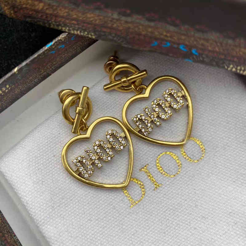 Fine gold letters love Earrings new red back hanging earrings-image-782535406