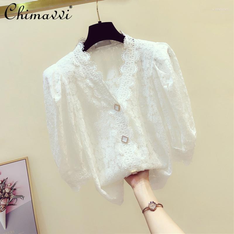 

Women' Blouses & Shirts Summer Fashion V-neck Single Breasted Lace Shirt Women' Short-Sleeved Korean Style Graceful Puff Sleeve Blouse, White
