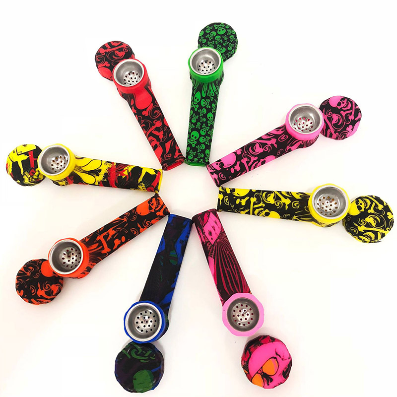 

9cm Silicone Printing Skull Pattern Smoking Pipes Colorful Printed Ghost Head Rubber Tobacco Hand Pipe With Lid Mini Skeleton Smoke Tube Cigarette Holder ZL0726
