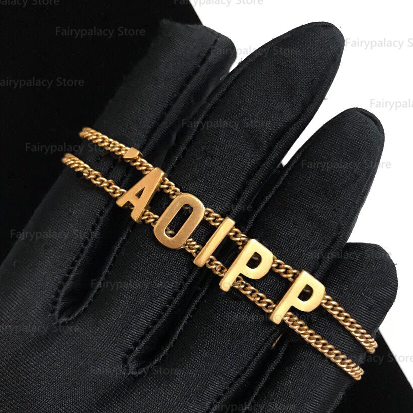 

Charm Gold Stainless Steel Short Chain Pendant Letter Designer Love Necklace Women Pendants Retro Pendant Hip Hop Jewelry Accessory