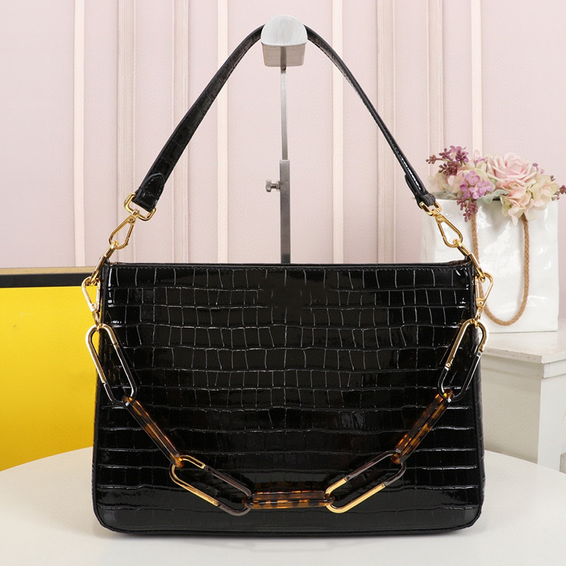

Catwalk Style Leather Designer Underarm Bag Vintage Clutch Large Capacity Acrylic Chain Simple Multifunctional Shoulder Bag, Multi-color