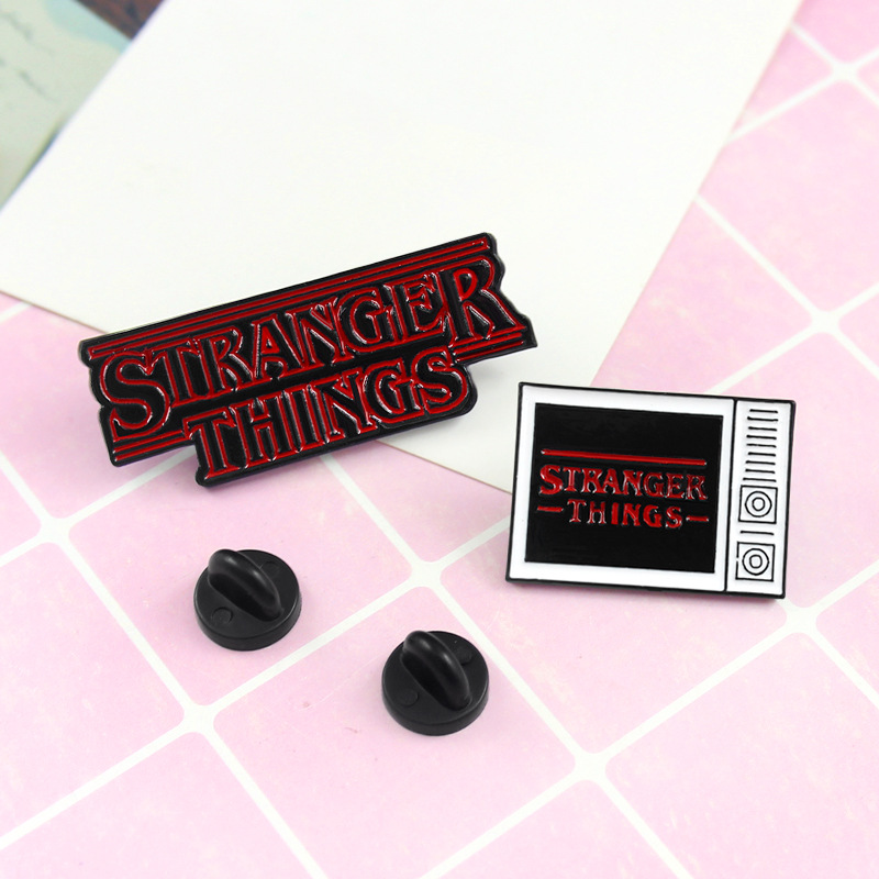 

Stranger Things Tv Shape Cute Enamel Brooches Pin for Women Girl Fashion Jewelry Metal Vintage Brooches Pins Badge Wholesale Gift, Mixed colors