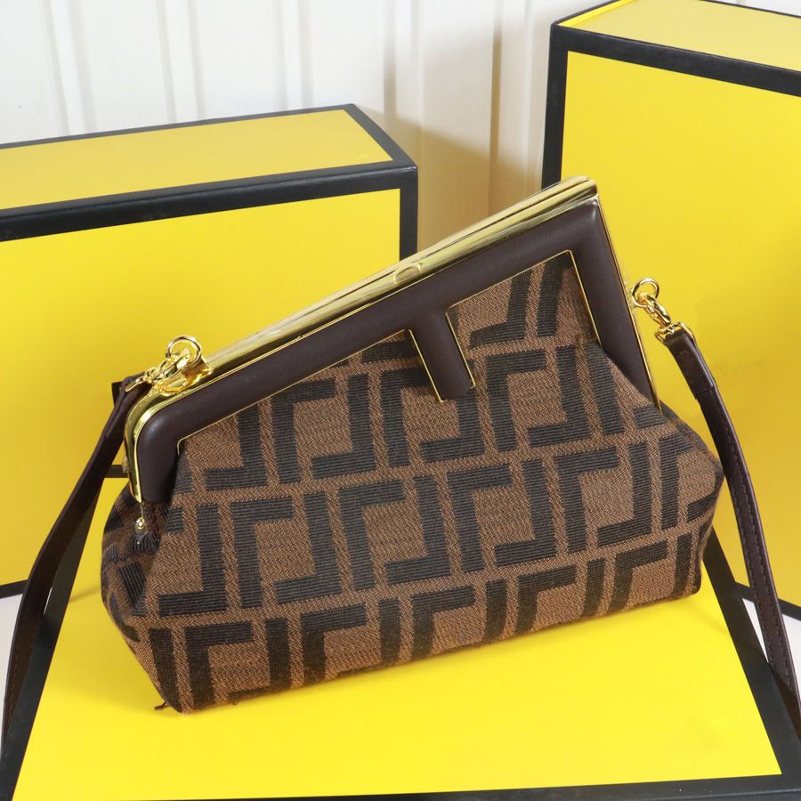 

Women Handbags Bag Clutch Bags Crossbody Shoulder Purse Fashion Top Quality Metal Clad Hardware Edge Soft Genuine Leather Plain Hasp Cloud Wallets 006, Dust bag