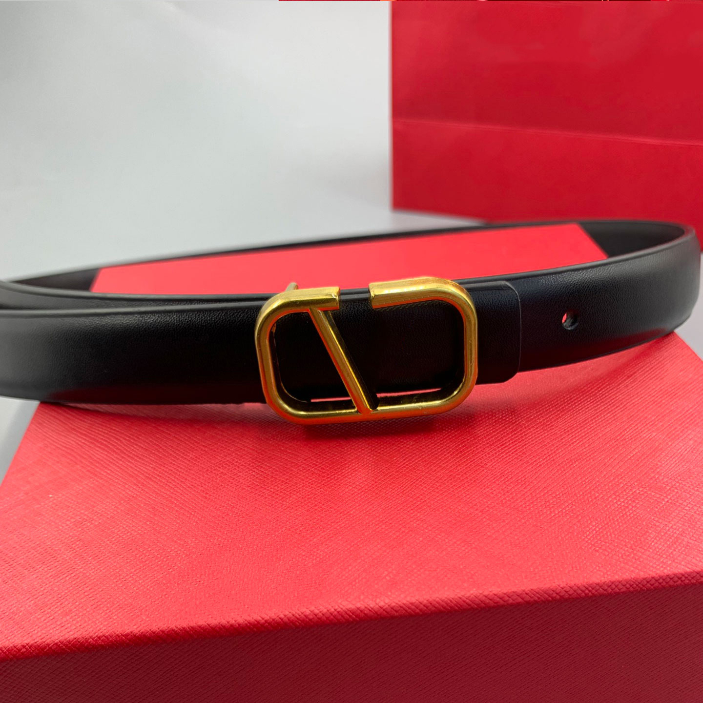 

Belts for Women Designer Luxurys Designers Ggbelt letter leather business leisure Valentines Day Christmas Halloween fashion high quality, As pics