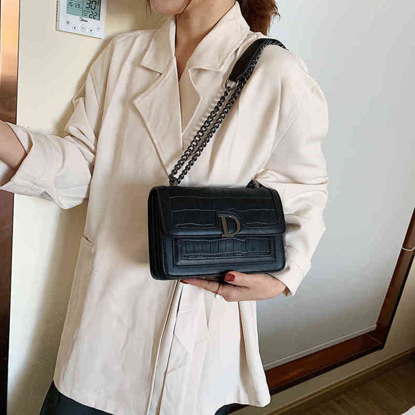 

20% off sitewide 2022 Top Design Luxury Bags Advanced sense women's messenger stone versatile small square bag, White
