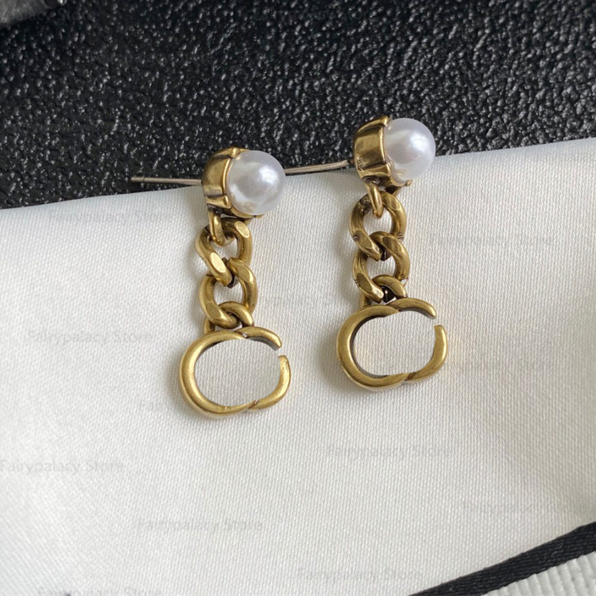

Fashion designer Pearl Charm Ear Stud Letters Gold Vintage Earrings Luxury Woman for Wedding Party jewelry Accessories
