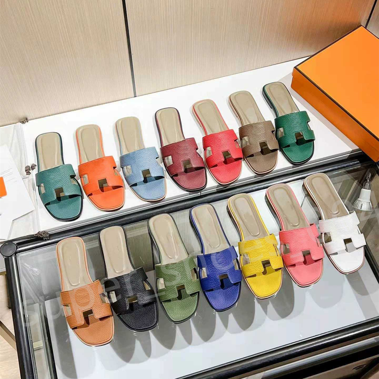 

2022 Designer Women slide Oran slipper Classic sliders Real Leather Sandals Platform Flats Shoes Sneakers Boots With Box by super_shoes_004, Chocolate