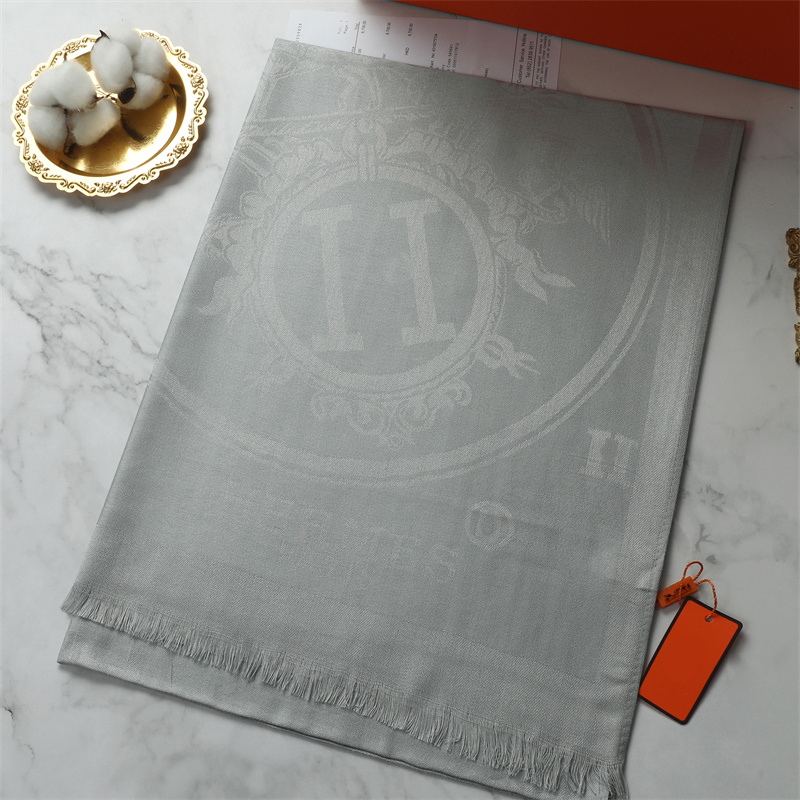 

Luxury Designer scarf new silk scarves wholesale satin simulation silk female long shape cashmere wraps large square towel soavy purple accompaniment gift scarfs
