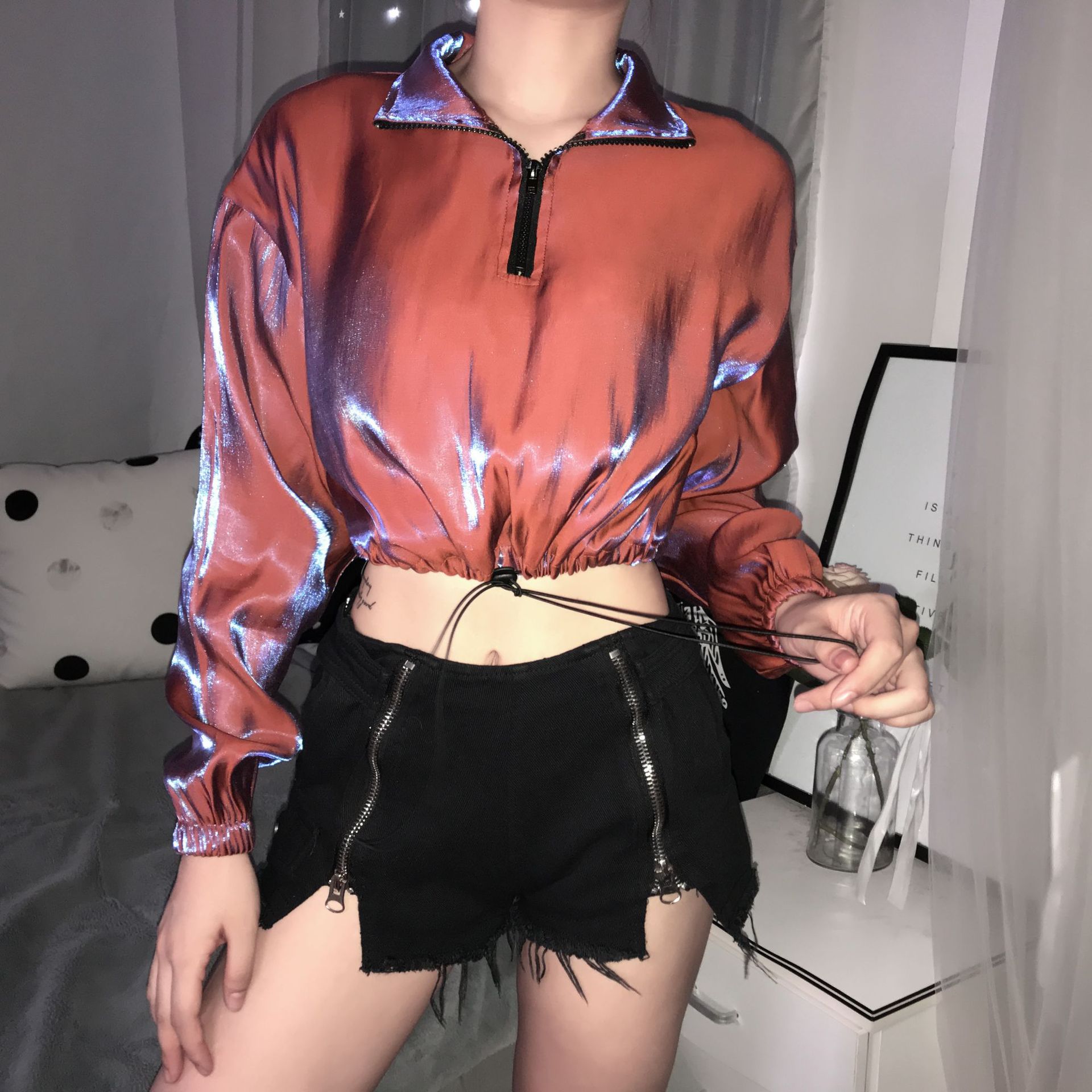 Vestes pour femmes à manches longues couleur à capuche femmes automne pull court sweat à glissière revers brillant