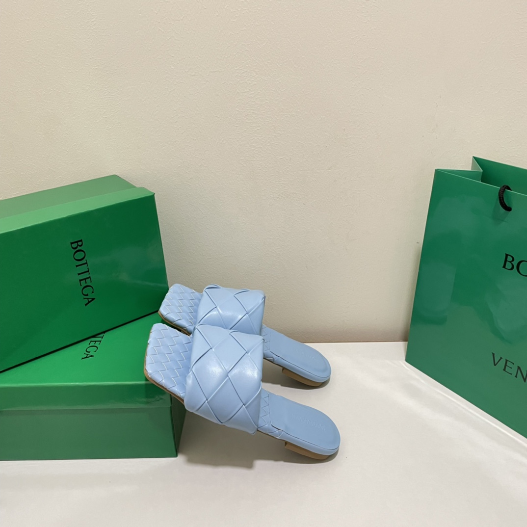 2022 nouveau style sandale à talons hauts pantoufles tissées diamant bout carré sandales à talons pour chaussures d'été pour femmes 07