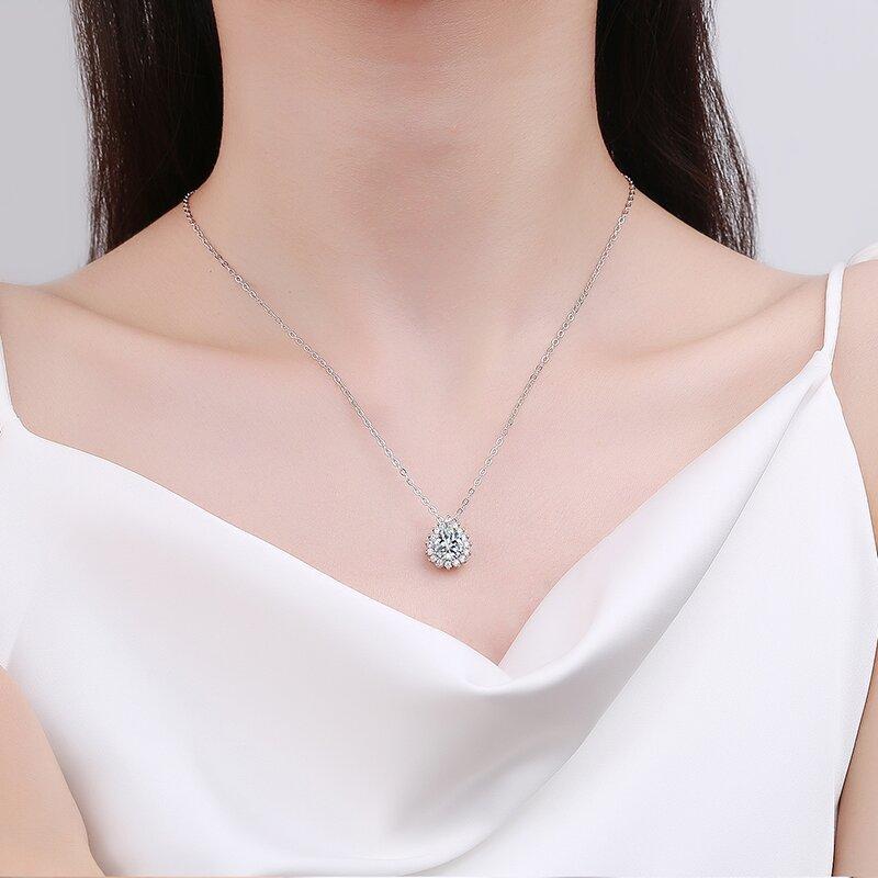 

Pendant Necklaces Zircon Water Drop Fashion Necklace Female Jewelry Wedding 2022 Clavicle Chain NecklacePendant