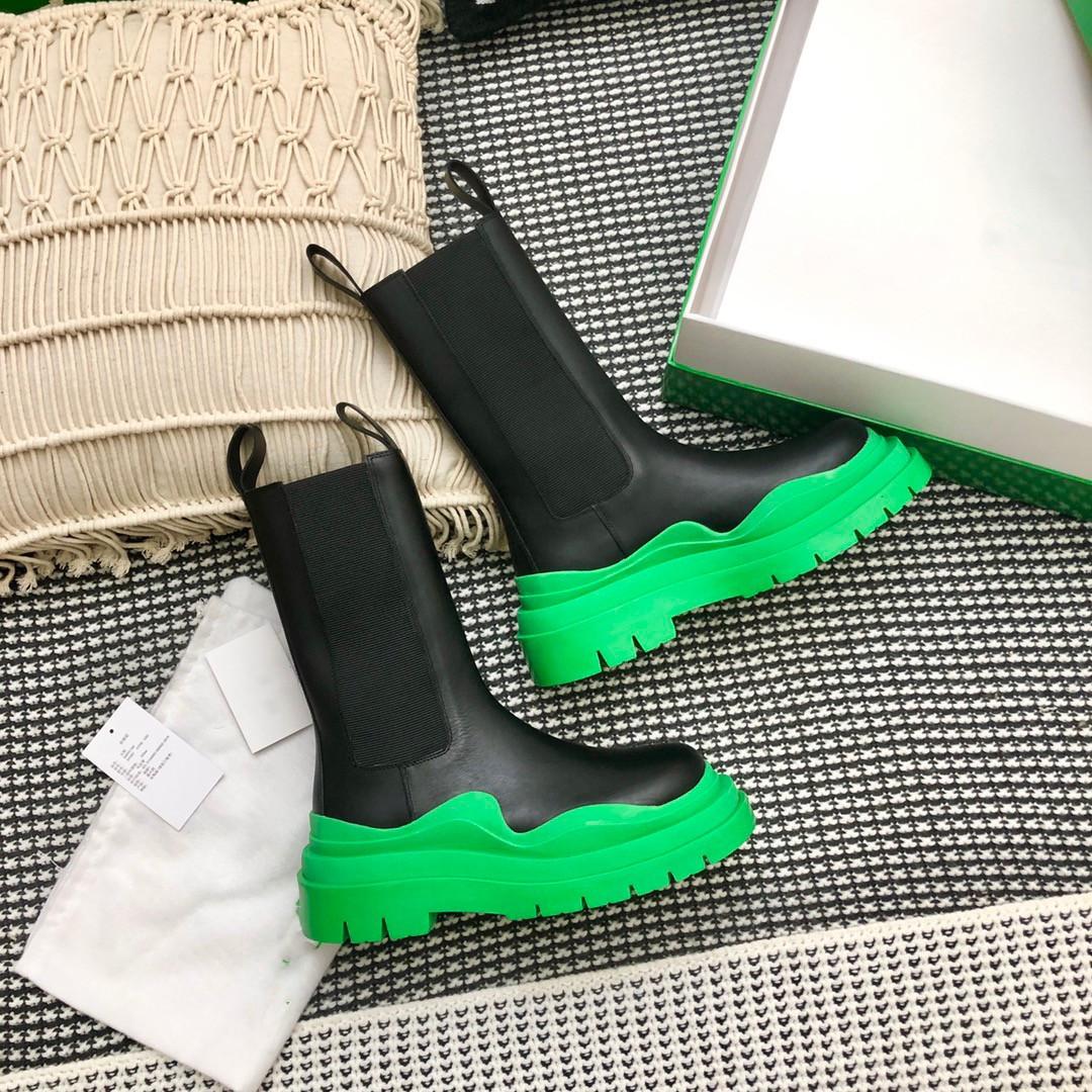 

2021 winter womenhigh quality Chelsea boots color wavy tires sole thickness 5.5 cm trend Martin shoes are the choice size 35-42, Bring a box