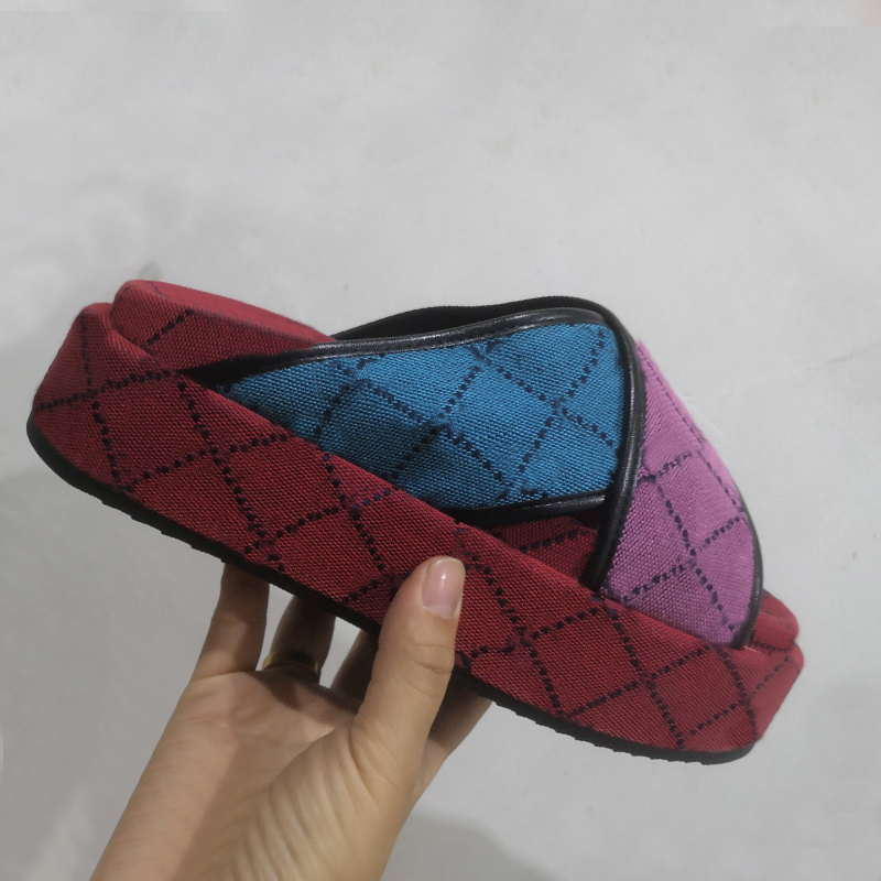 

women men platform slides designer slippers Black Multicolor White Red Brown womens luxury sandals fashion embroidered shoes summer outdoor with box