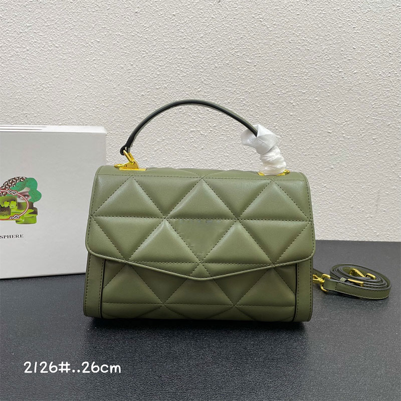 

Designers the Totes bags woman luxurys Famous fashion leathe For lady Womens tote Hobo Purses Strap Chain Handbags Bag wallet Diamond Lattice shoulder bag, Contact me