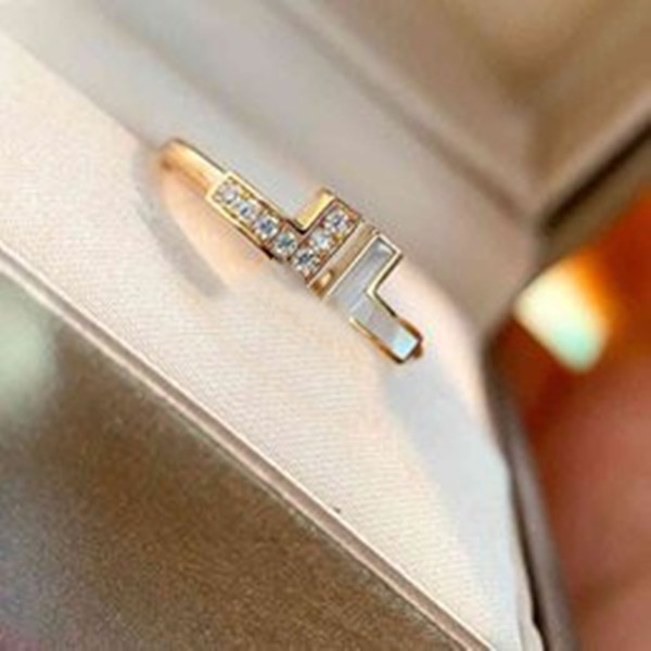 

Ring hot selling 2022 women's original stencil high version double T card home ring open white mother-of-pearl with diamonds