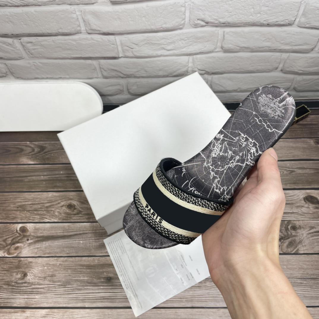 

2022 Designer Paris Classic Ladies Sandals Slippers Leather Summer Flat Slippers Casual Embroidered Letters Fashion Beach Print Multicolor Size 35-42, Chocolate