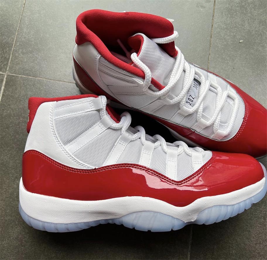 

2022 Release Authentic 11 Cherry White Varsity Red Black Outdoor Shoes 11S Concord 45 Space Jam Bred 72-10 Win Like 96 Cap and Gown Men Women Sports Sneakers With box