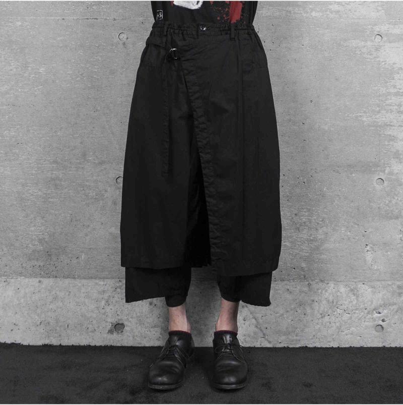 

Men' Pants Deconstructed Lanyard Men' Culoskirt Faux Two-tiered Cropped Trousers Comfy Structure With Black Multi-button DesignMen
