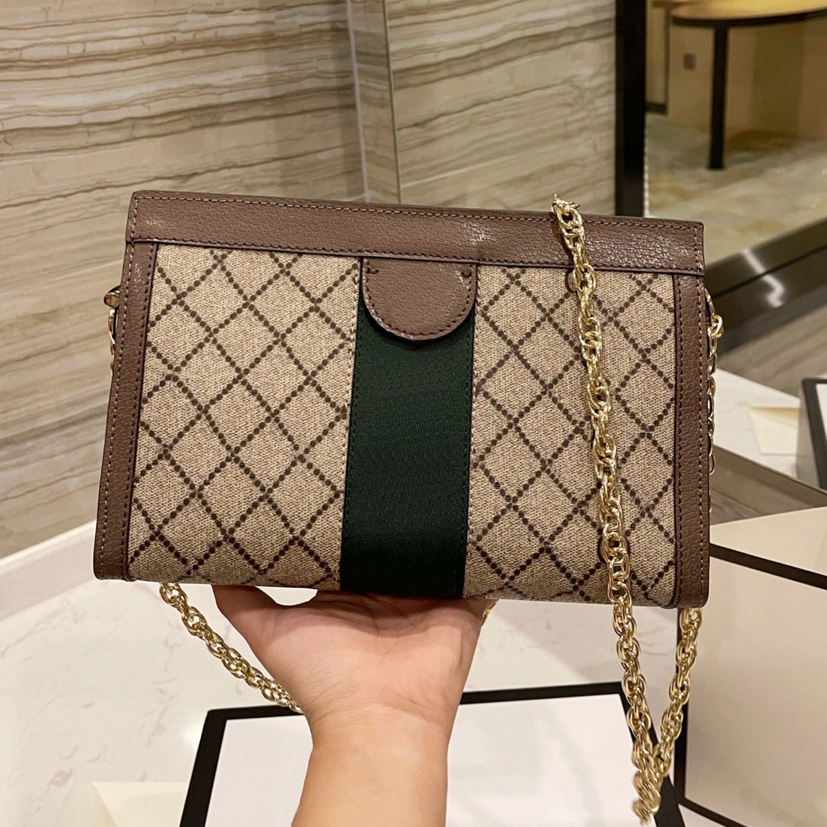 Sac à volet Sacs à bandoulière Tops Crossbody-body 2022 Luxurys Designers Letter Fashion Womens Handbags Letter Sac à main chaînes pour femmes Im