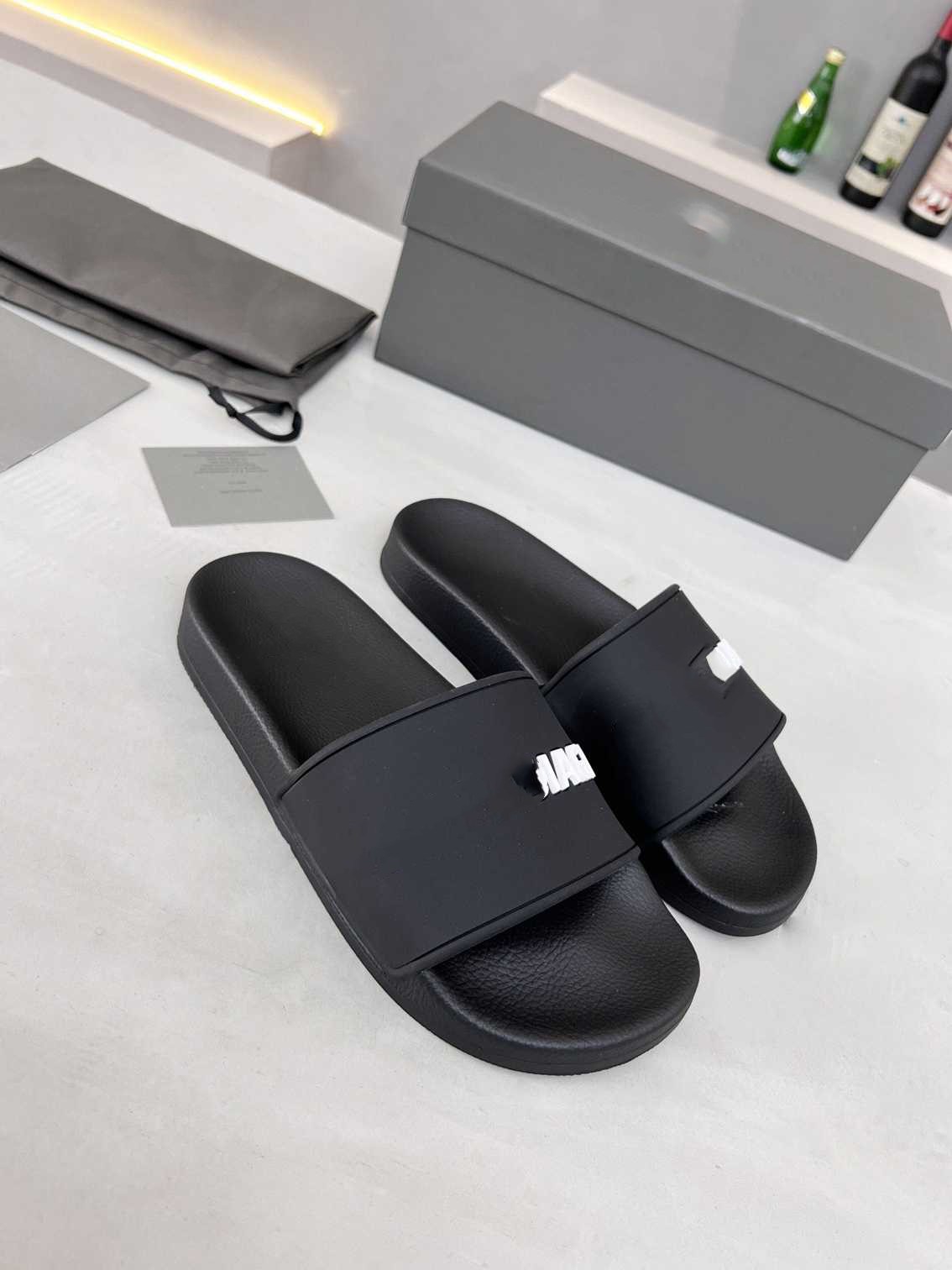 

Luxury Fashion Casual High Quality Autumn and Balencaigaity Winter Men's Women's Multi-color Thick Sole Slippers D037