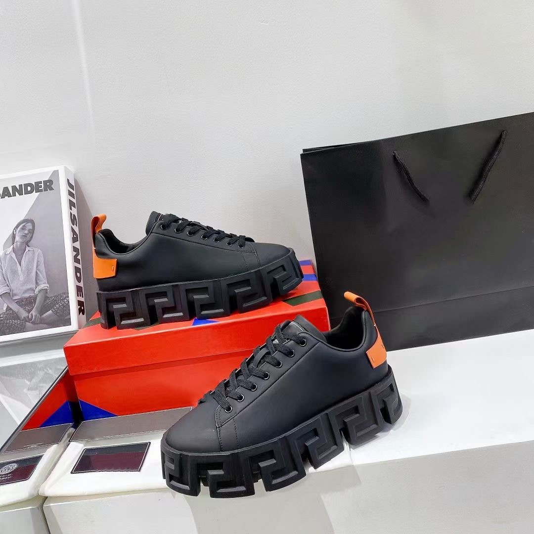 

Designer Casual Shoes Greca Labyrinth Sneakers Thick-soled Men Shoes Calfskin Platform Sports Shoe Man Fashion Breathable Trainers l1