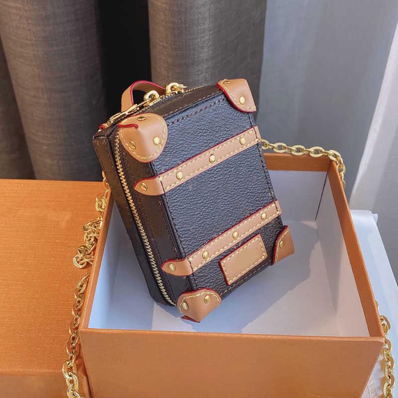 

2022 soft trunk bags Cool Crossbody Bags Mini Backpack Style Keychain Bag Coin Purse Soft Trunk Chain Cross Body Bag Old Flower Shoulder Bags Waist Bag Bumbag